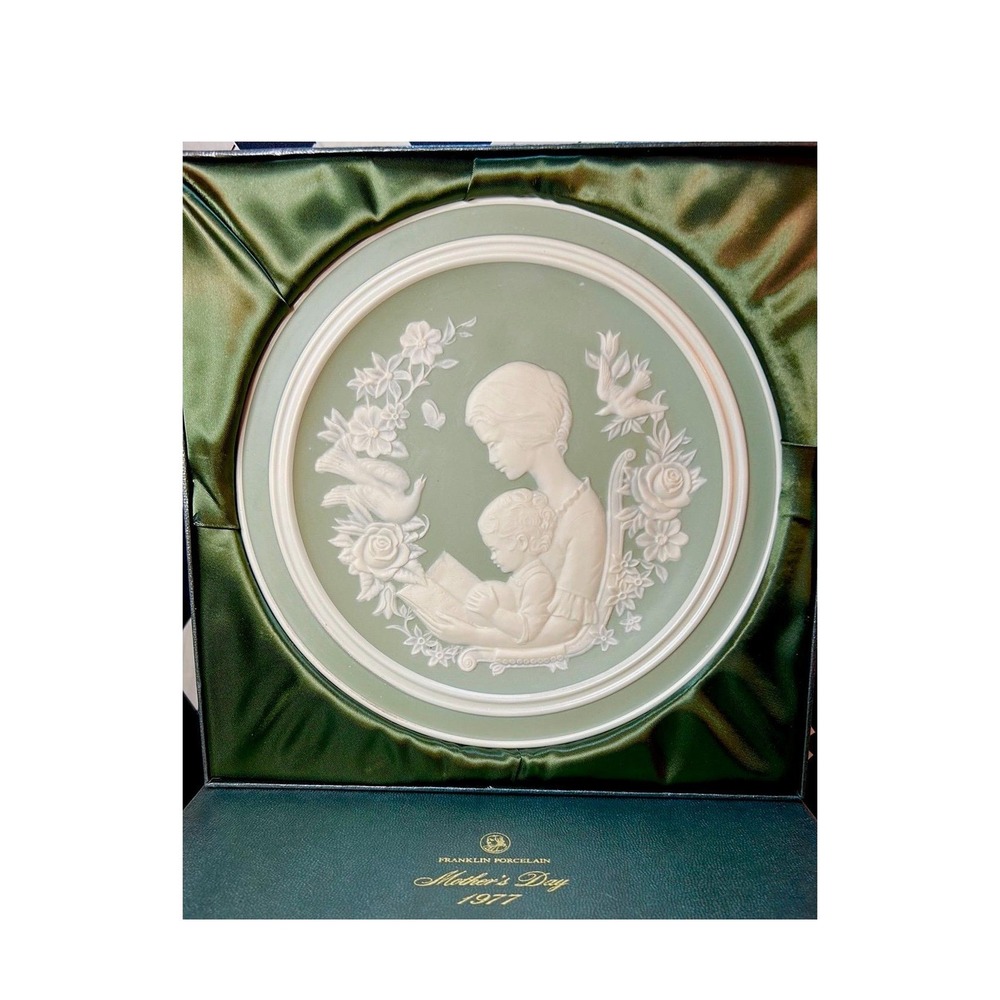 Porcelain Mother and Child Relief Plate 1977 in Original Box